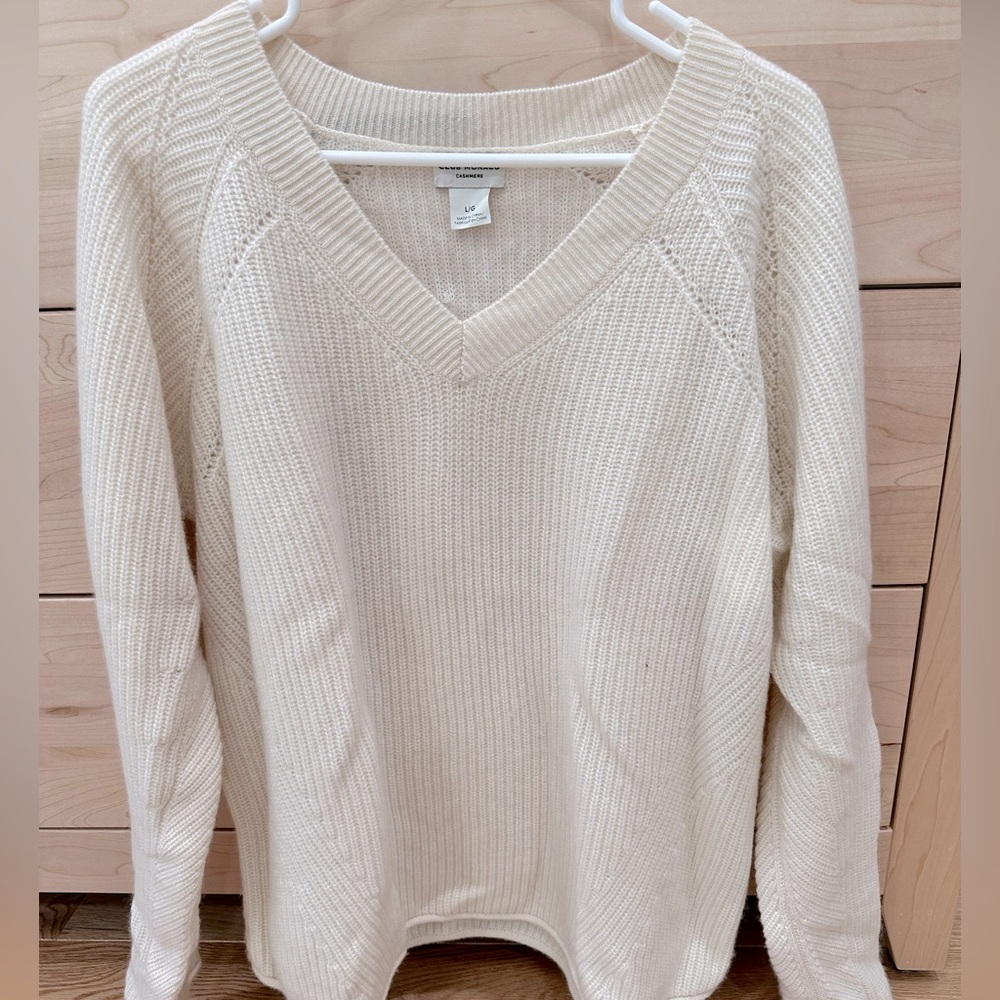 Club Monaco Women's Cream Cashmere Sweater